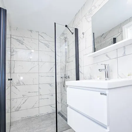 Idyll Homes Appartement